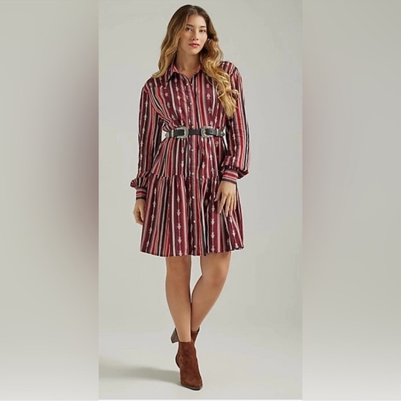 Wrangler Retro Port Royale Western Snap Tiered Dress Size Small NWT - Picture 1 of 9